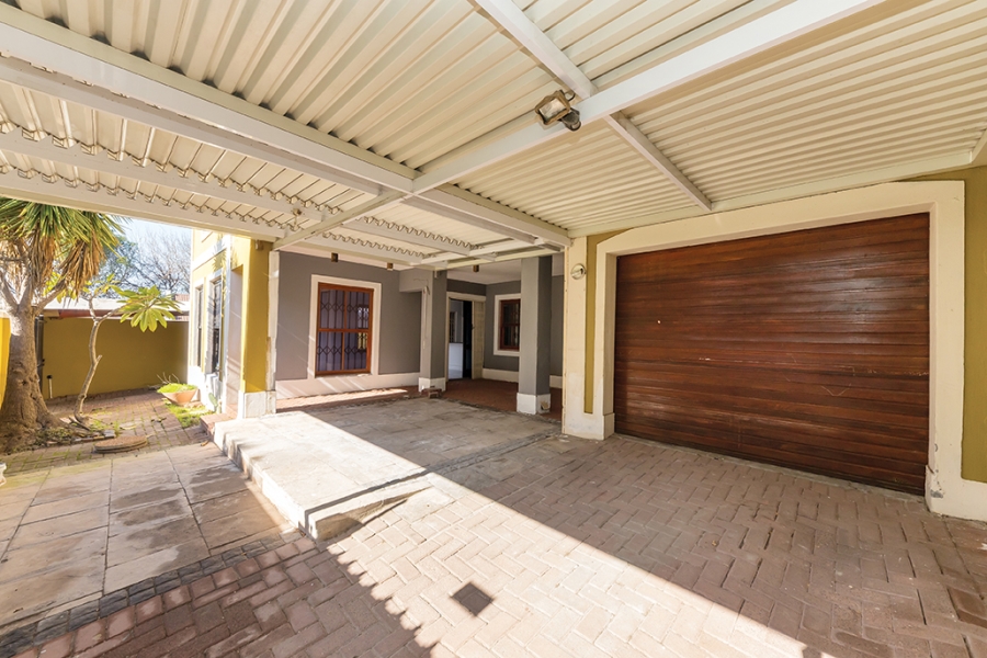 2 Bedroom Property for Sale in Claremont Western Cape
